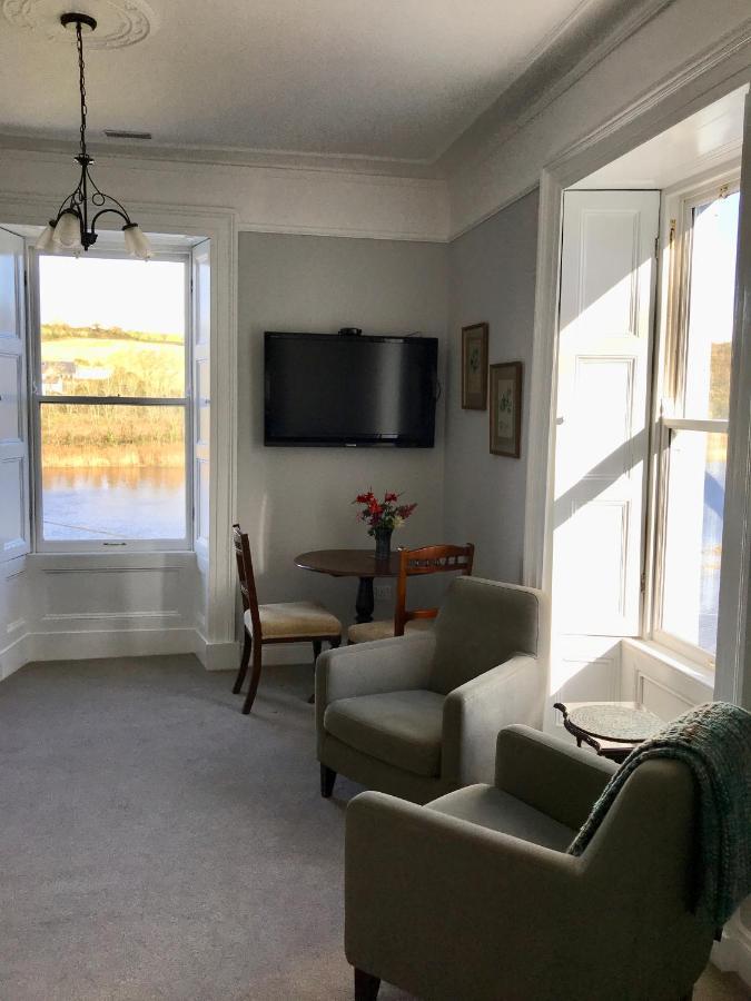 Riverbank House Bed And Breakfast Innishannon ภายนอก รูปภาพ